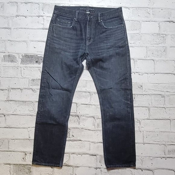 BANANA Republic Slim Jeans - Picture 6 of 15